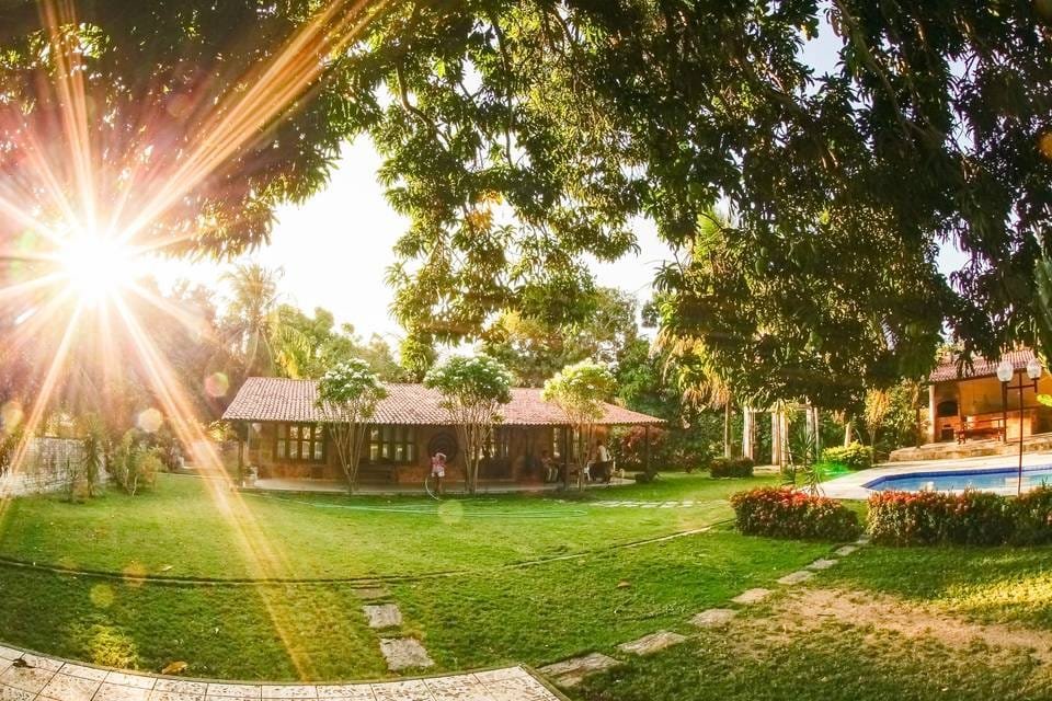 Descubra 10 razões para realizar eventos na Chácara em Mairinque, uma cidade charmosa perto de SP, perfeita para momentos inesquecíveis.