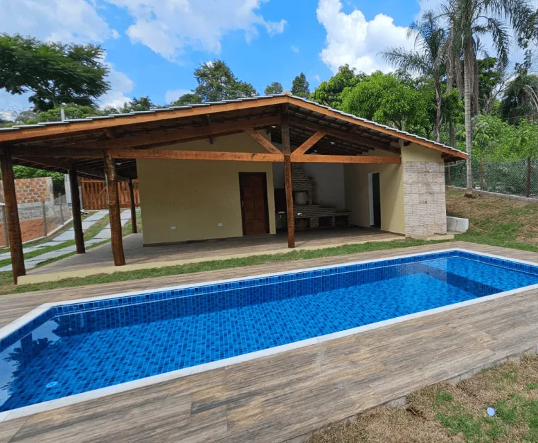 Chácara Com piscina a Venda em Mairinque 02