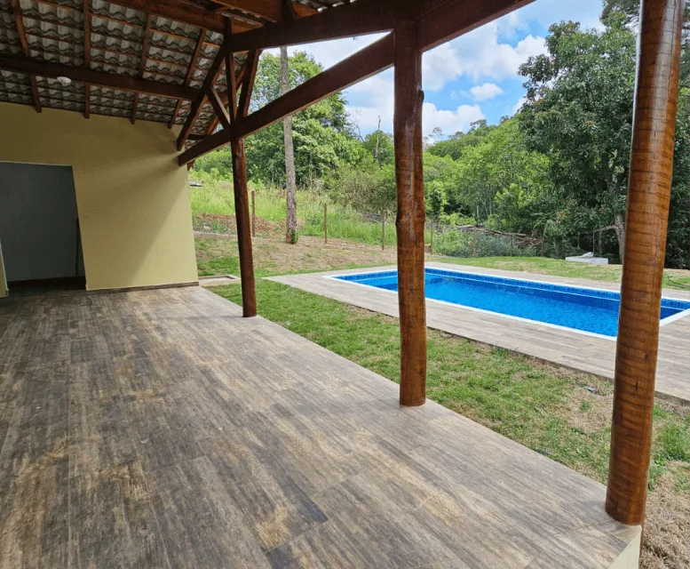 Chácara Com piscina a Venda em Mairinque 05