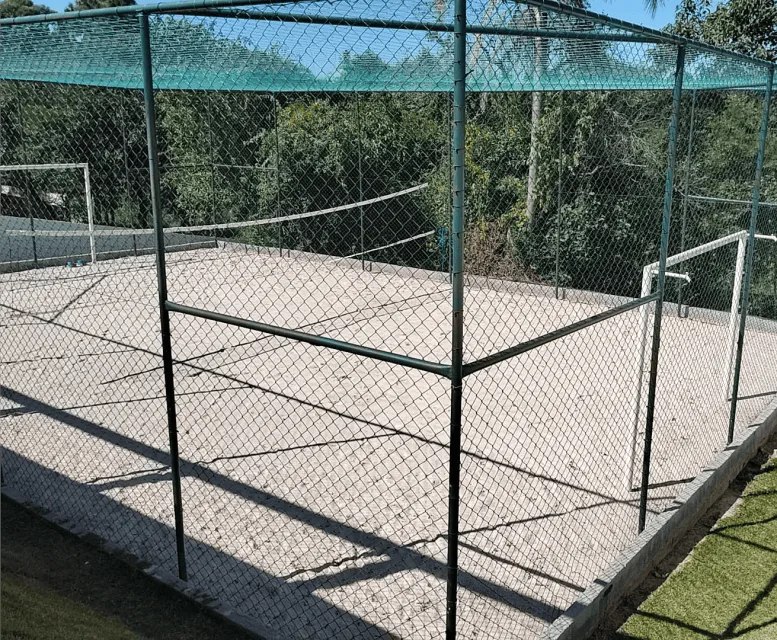 Condomínio Barcelona Chácara com Piscina e Campo de Areia 03